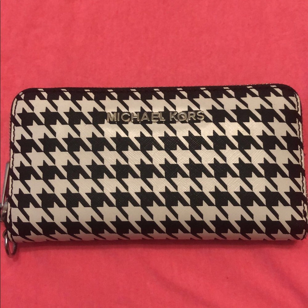 Michael Kors wallet
